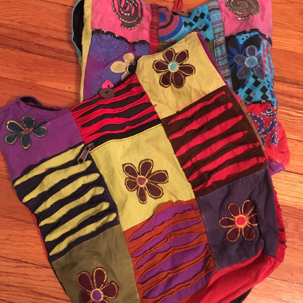 Cross body peace purses